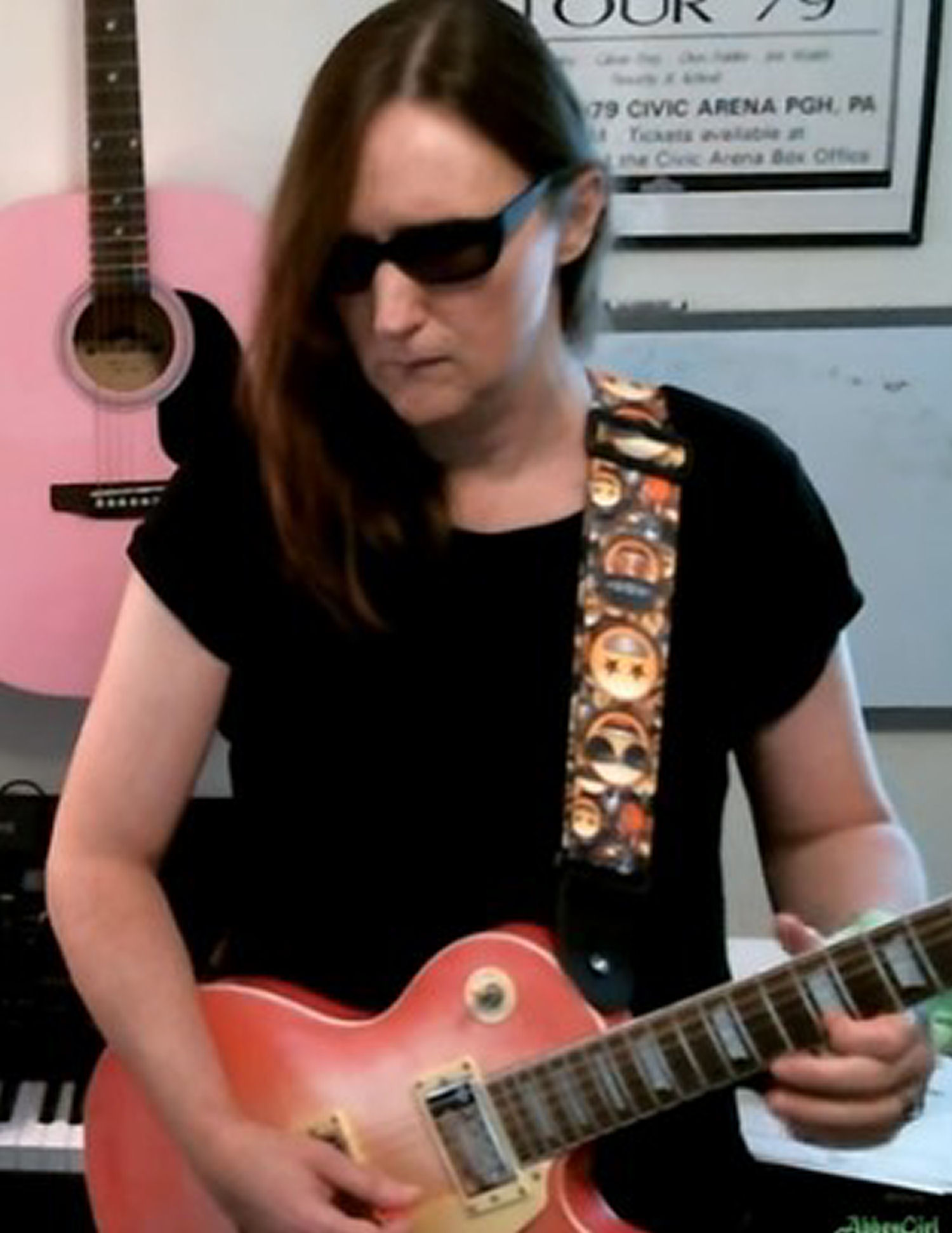 Adeena Delena with custom pink Les Paul, Rose